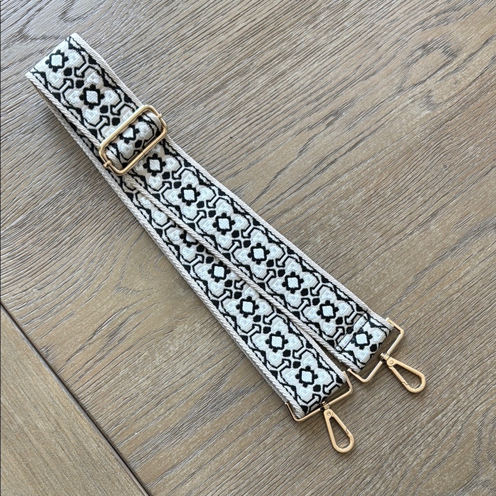 Crossbody strap for purse
